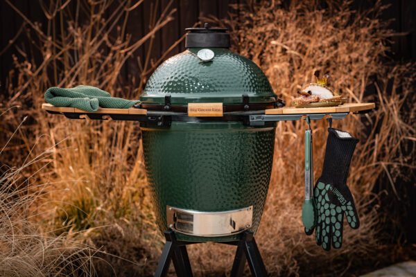 Big Green Egg Medium mit Eggmates